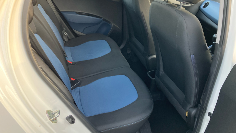 Hyundai i10 1.2 Premium 5dr Petrol Hatchback